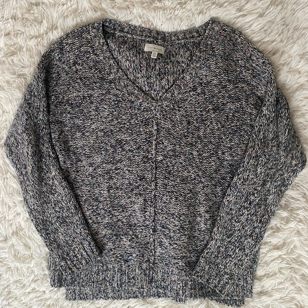 v-neck heather grey sweater